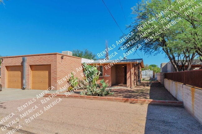 2118 N Rita Ave in Tucson, AZ - Building Photo - Building Photo