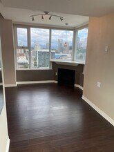 300 W Beech St in San Diego, CA - Building Photo - Building Photo