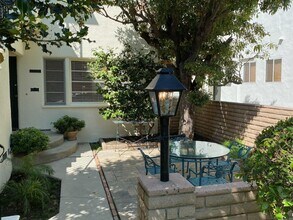 1837 Kelton Ave, Unit 1837 in Los Angeles, CA - Foto de edificio - Building Photo