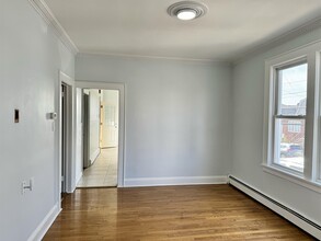 314 Devon St in Kearny, NJ - Building Photo - Building Photo