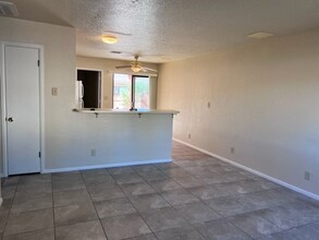 364 Anna Cir in Bullhead City, AZ - Building Photo - Building Photo