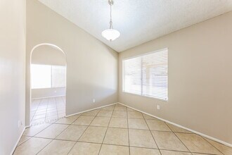 6533 W Grandview Rd in Glendale, AZ - Building Photo - Building Photo