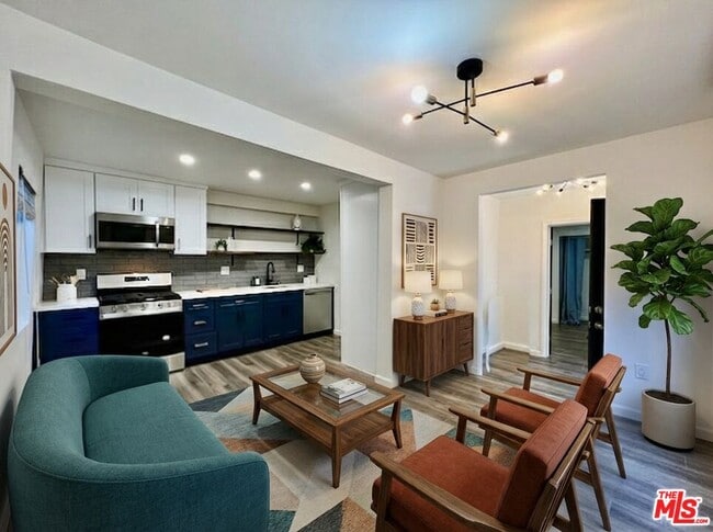 property at 656 N Dillon St