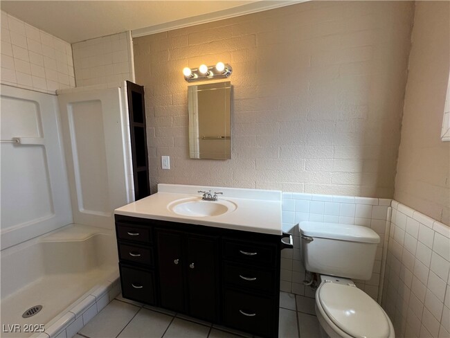 property at 1128 Greenway Dr