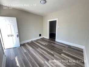 5721 Gravois Ave in St. Louis, MO - Building Photo - Building Photo