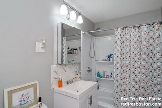 12 Dalrymple St, Unit 1 in Boston, MA - Building Photo - Building Photo