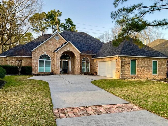 property at 25818 Overlake Dr