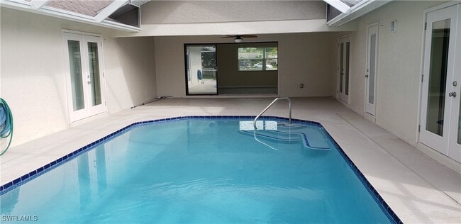 17209 Lee Rd in Ft. Myers, FL - Building Photo - Building Photo