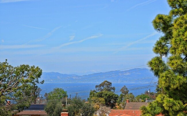 28845 Briarhurst Dr in Rancho Palos Verdes, CA - Building Photo - Building Photo