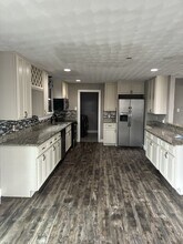 2808 Beachmont Ave in Norfolk, VA - Building Photo - Building Photo