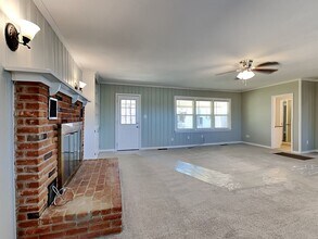 1921 NW 38th St in Oklahoma City, OK - Building Photo - Building Photo