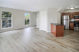 143 Stonewall Creek Dr in O'Fallon, MO - Building Photo - Building Photo