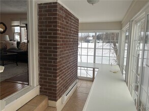 511 Hickory St in Liverpool, NY - Building Photo - Building Photo