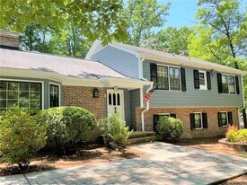 6640 Williamson Dr NE in Atlanta, GA - Building Photo