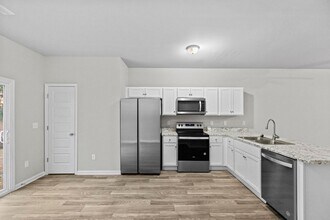 159 Buckhorn Ave in Holly Ridge, NC - Building Photo - Building Photo