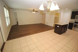 1401 Rivers Creek Ln in Little Elm, TX - Foto de edificio - Building Photo