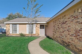 2411 Country Pl Dr in Richmond, TX - Building Photo - Building Photo