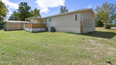 12808 Clear Creek Rd in Youngstown, FL - Building Photo - Building Photo