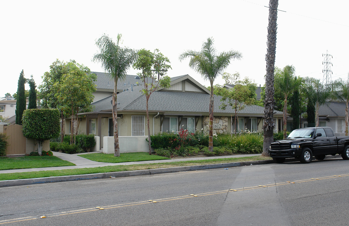 1612 S 9th St in Anaheim, CA - Building Photo