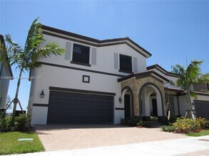 3430 W 103rd Terrace in Hialeah, FL - Building Photo - Building Photo