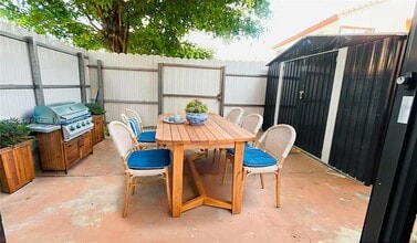 6345 W 27th Ln in Hialeah, FL - Building Photo - Building Photo