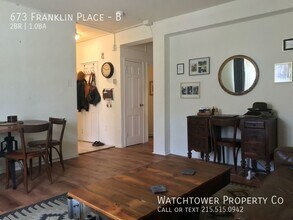 673 Franklin Pl in Philadelphia, PA - Building Photo - Building Photo