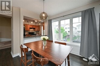 2042 Madrid Ave in Ottawa, ON - Building Photo - Building Photo