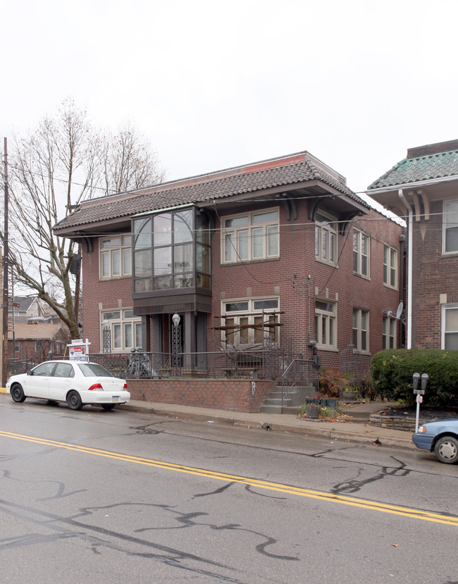 2824 W Liberty Ave in Pittsburgh, PA - Foto de edificio - Building Photo