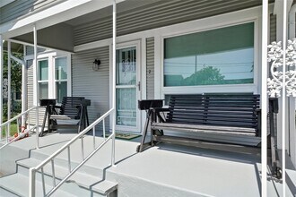 325 N Sidney St in Houston, TX - Building Photo - Building Photo