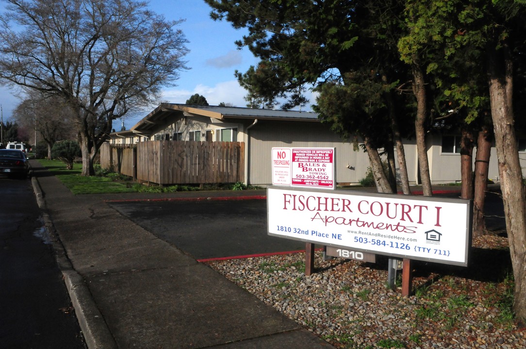 Fischer Court Apartments in Salem, OR - Building Photo