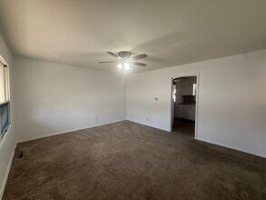 1222 S Kansas Ave in Springfield, MO - Building Photo - Building Photo