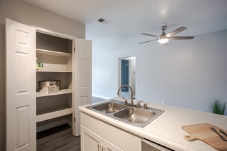 The Vue at Rocklin Ridge in Rocklin, CA - Building Photo - Building Photo