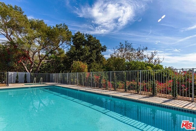 property at 6459 Sycamore Meadows Dr