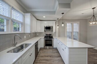 1129 W Main St in Franklin, TN - Building Photo - Building Photo