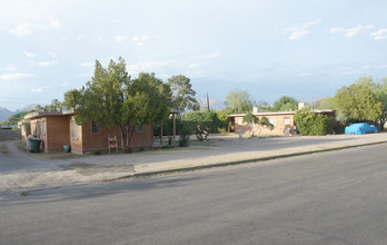 2245-2255 E Water St in Tucson, AZ - Building Photo - Building Photo