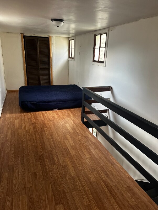 109 E Hampton St, Unit Back House in Staunton, VA - Foto de edificio - Building Photo