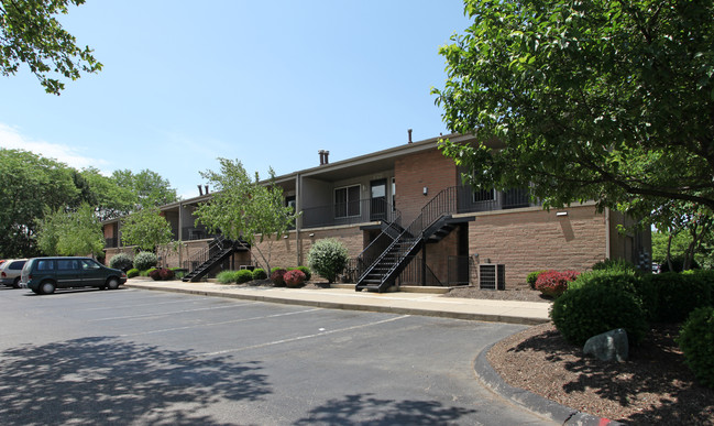 The Crossroads Apartments in Columbus, OH - Building Photo - Building Photo