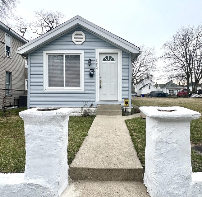 property at 1212 Wallace St