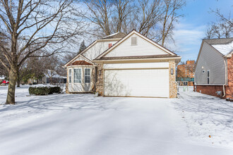 30366 Vassar St in Livonia, MI - Foto de edificio - Building Photo