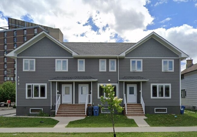 property at 530-530 Ross Ave