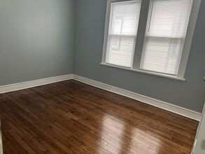 12052 S La Salle St in Chicago, IL - Building Photo - Building Photo