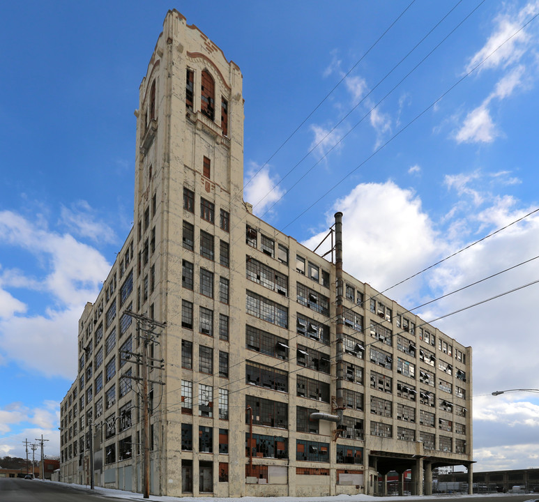 Crosley Building in Cincinnati, OH - Building Photo