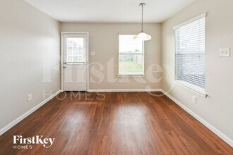 811 Sun Prairie Dr in Houston, TX - Building Photo - Building Photo