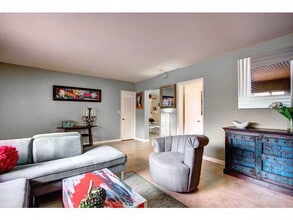 3213 Colony Club Rd, Unit 2 E in Pompano Beach, FL - Building Photo - Building Photo