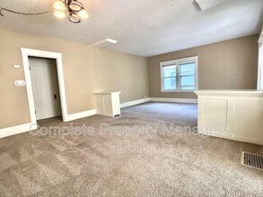 806 John Farry Pl in Albert Lea, MN - Building Photo - Building Photo