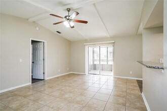 740 SW 5th St in Cape Coral, FL - Building Photo - Building Photo