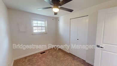 7716 Timbercrest Dr in Dayton, OH - Building Photo - Building Photo