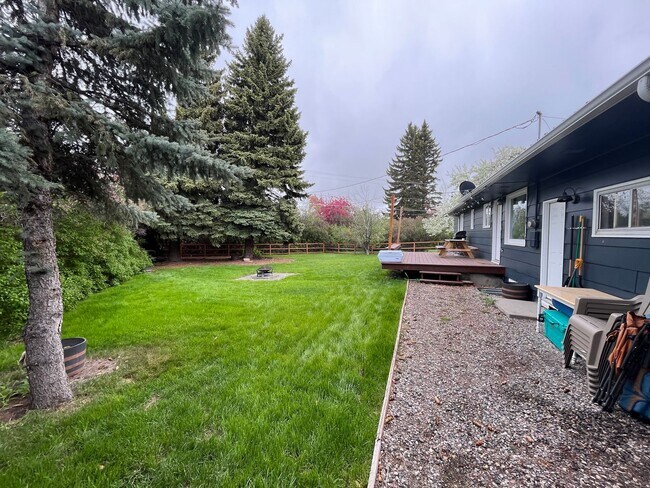 1220C N 8th Ave in Bozeman, MT - Building Photo - Building Photo