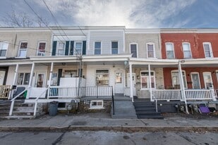 1542 Warren St in Allentown, PA - Building Photo