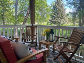 4945 Noble Park Pl in Boulder, CO - Building Photo